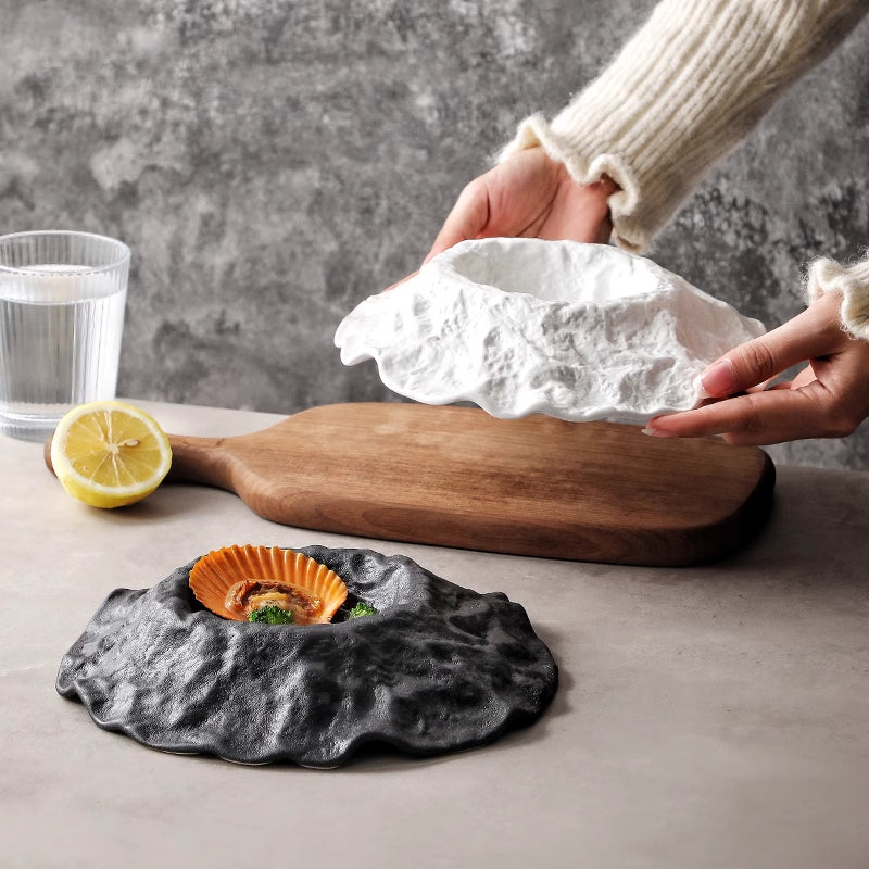 Crinkled Volcano Plate