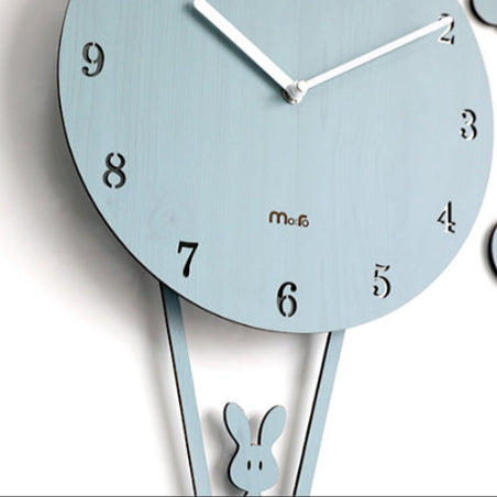 Balloon Pendulum Clock