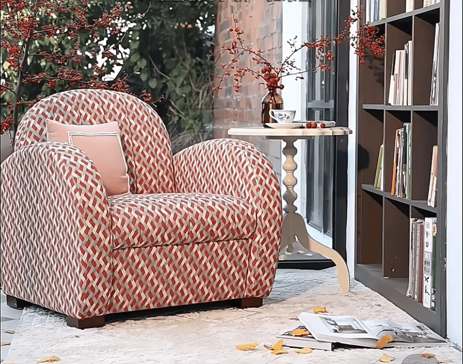 Cirqué Lounge Chair