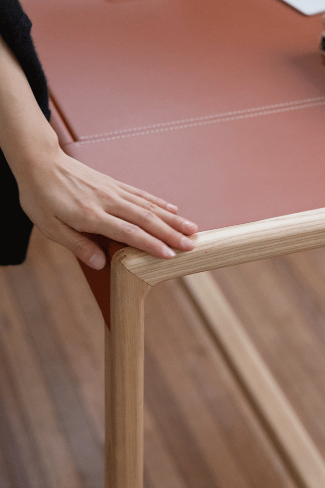 Wellington Leather Study Set