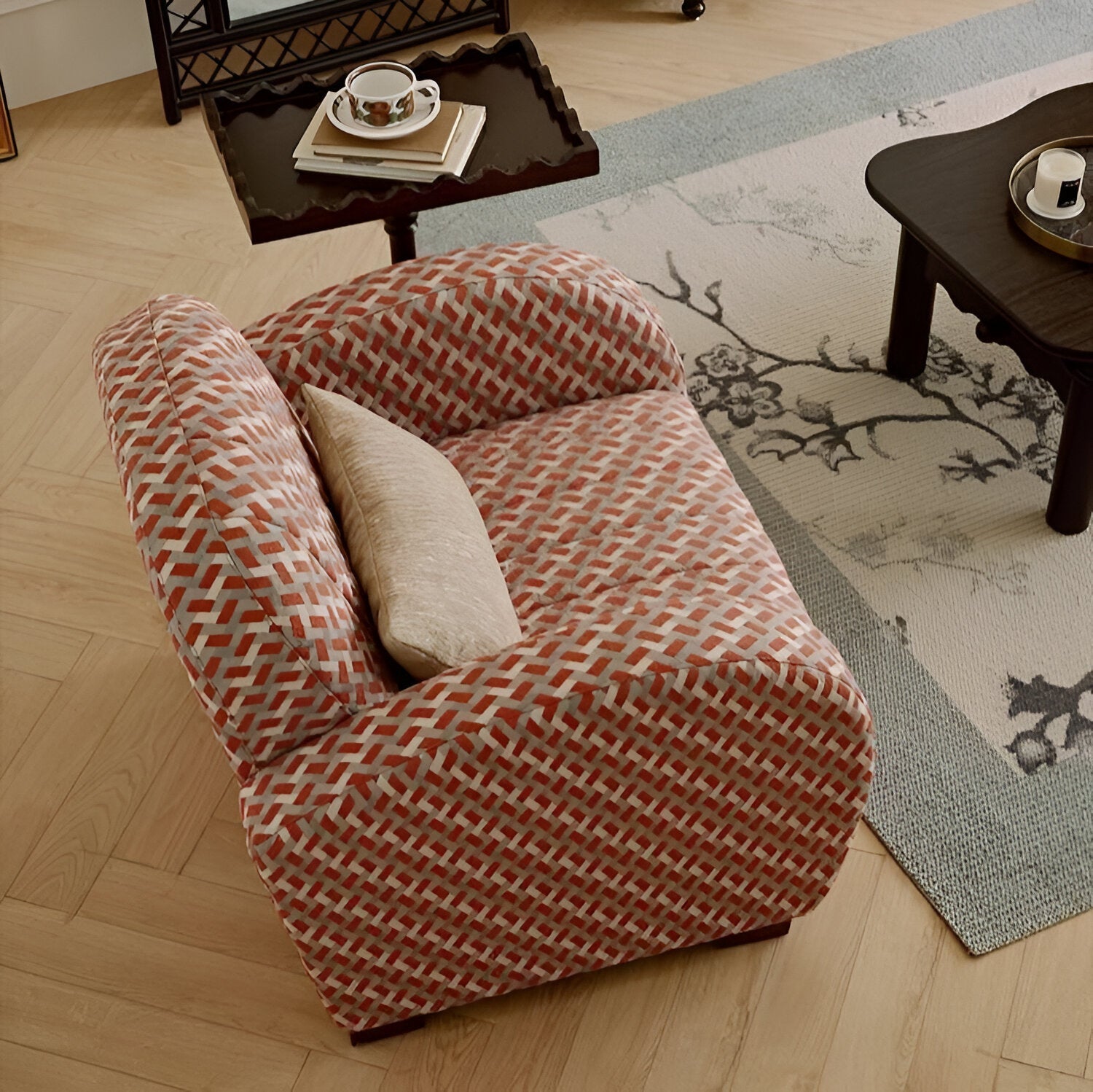 Cirqué Lounge Chair